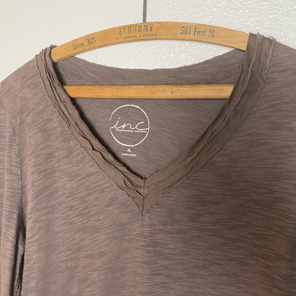 INC International Concepts long sleeve fitted tee shirt - Picture 3 of 3